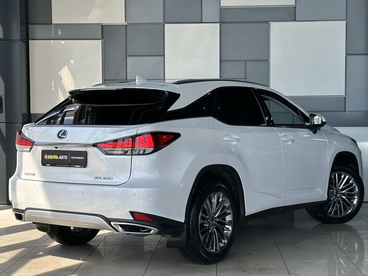 Lexus RX 2022