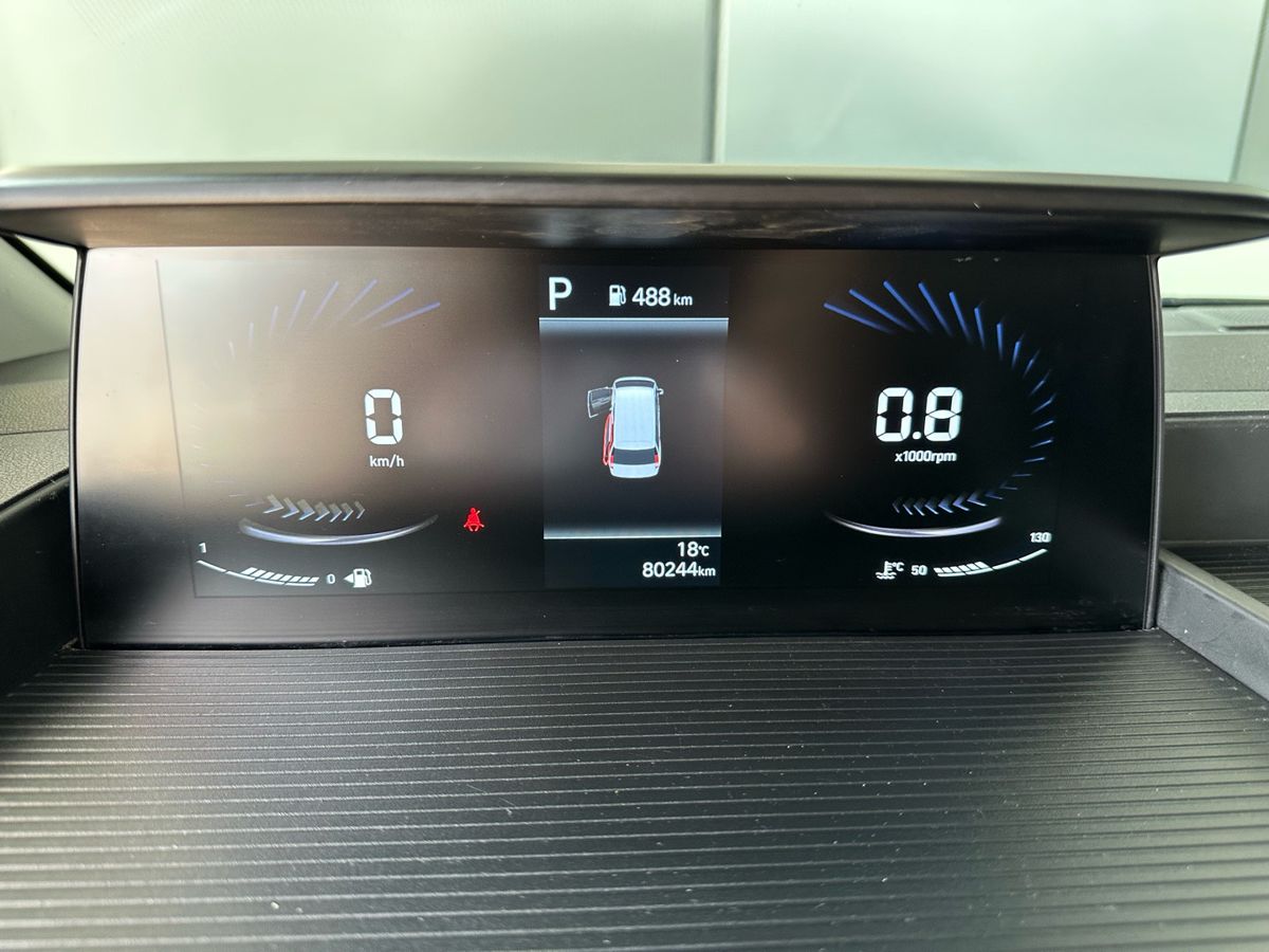 Hyundai Staria 2022