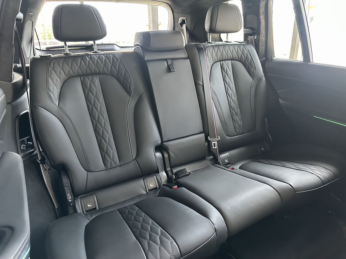 BMW X7 2024