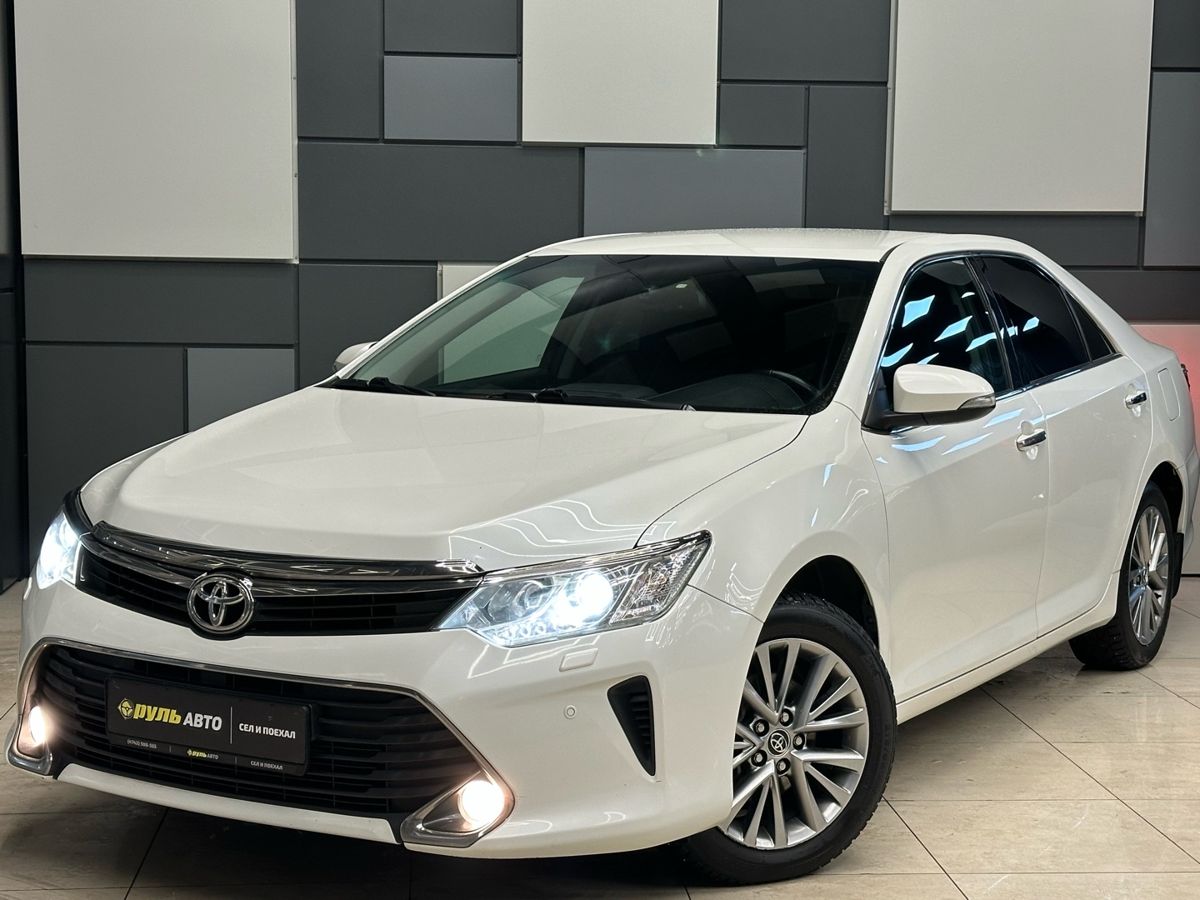 Toyota Camry 2016