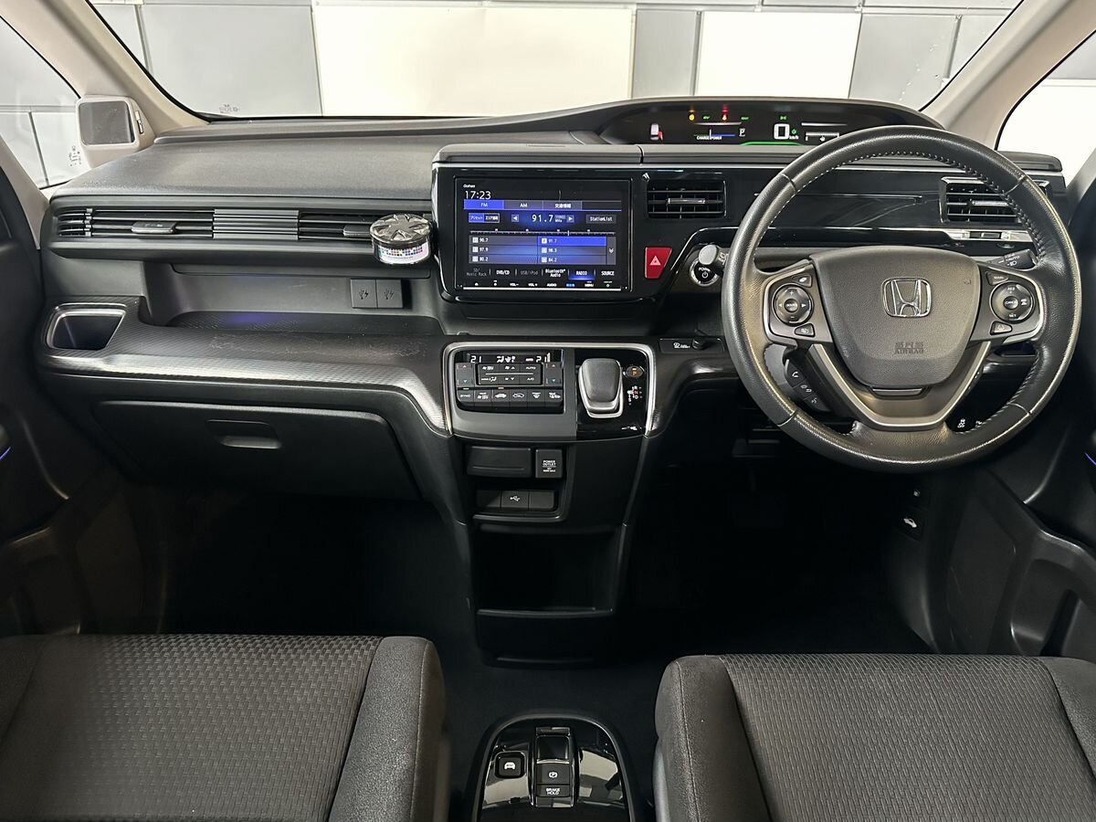 Honda Stepwgn 2018