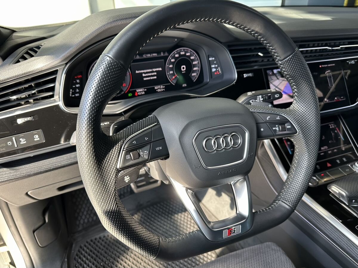 Audi Q8 2019