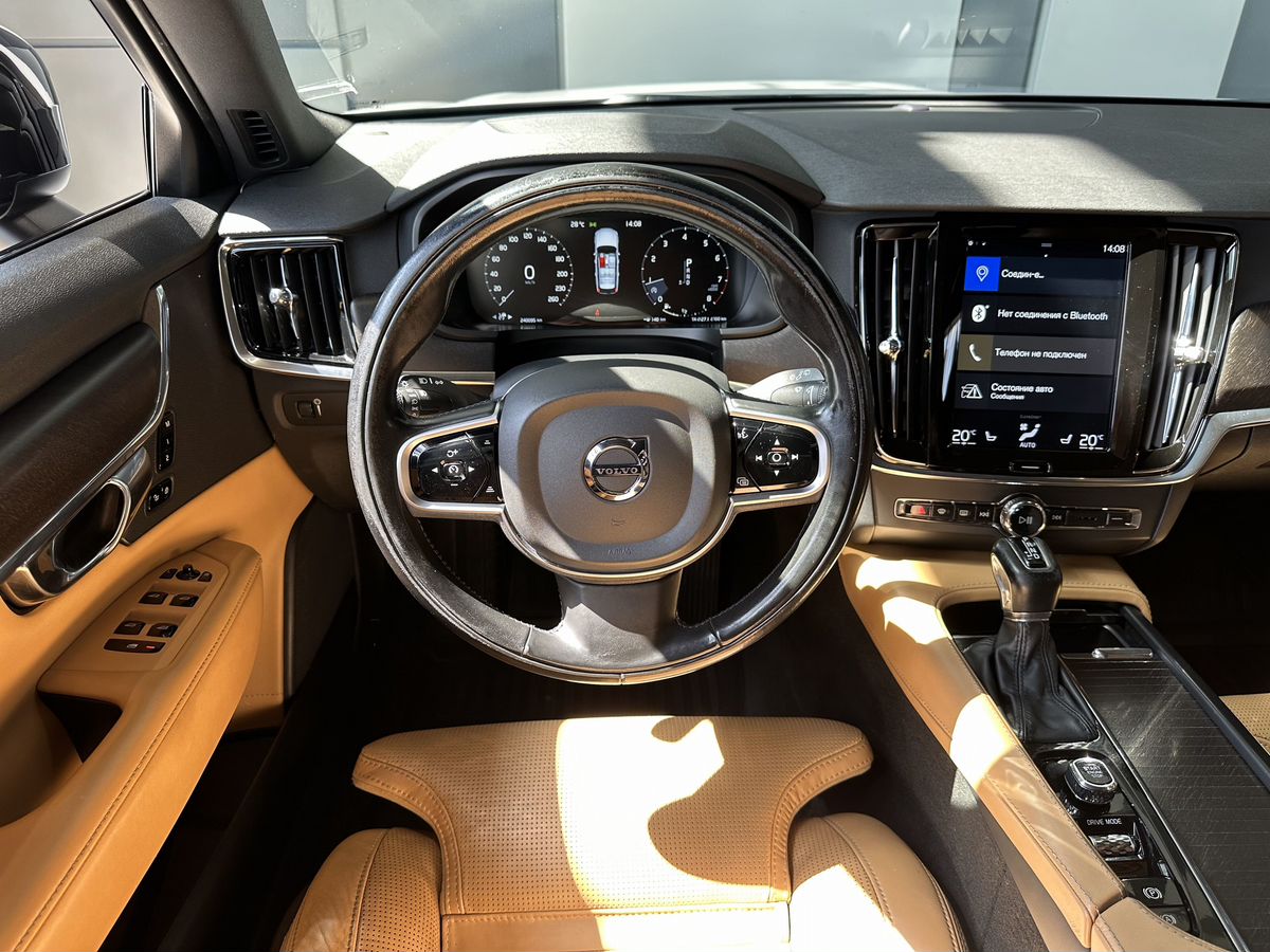 Volvo V90 Cross Country 2019