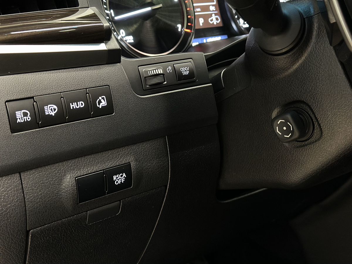 Lexus LX 2018