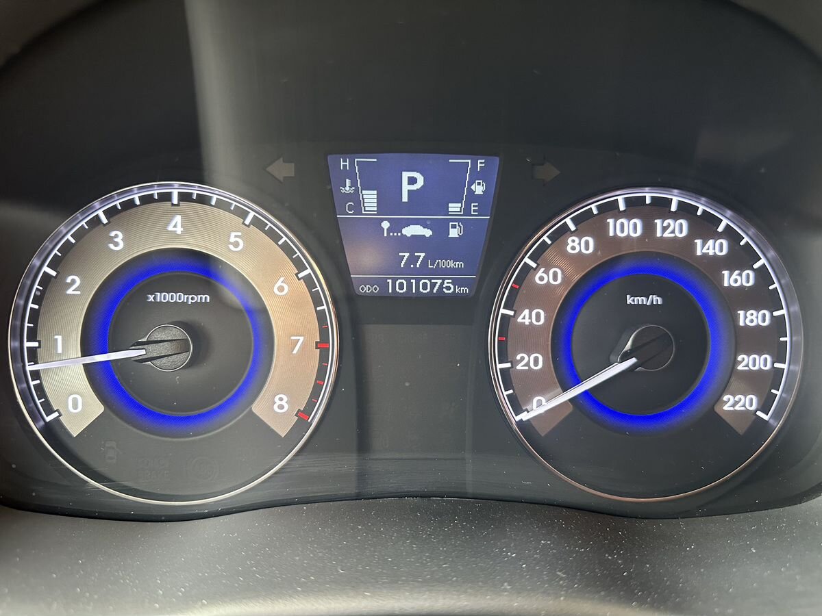 Hyundai Solaris 2012