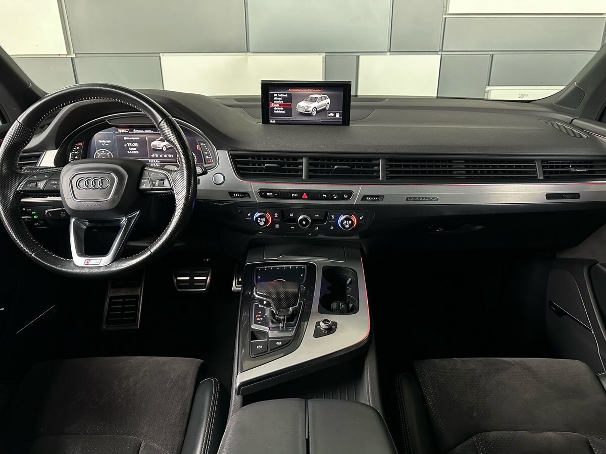 Audi Q7 2016