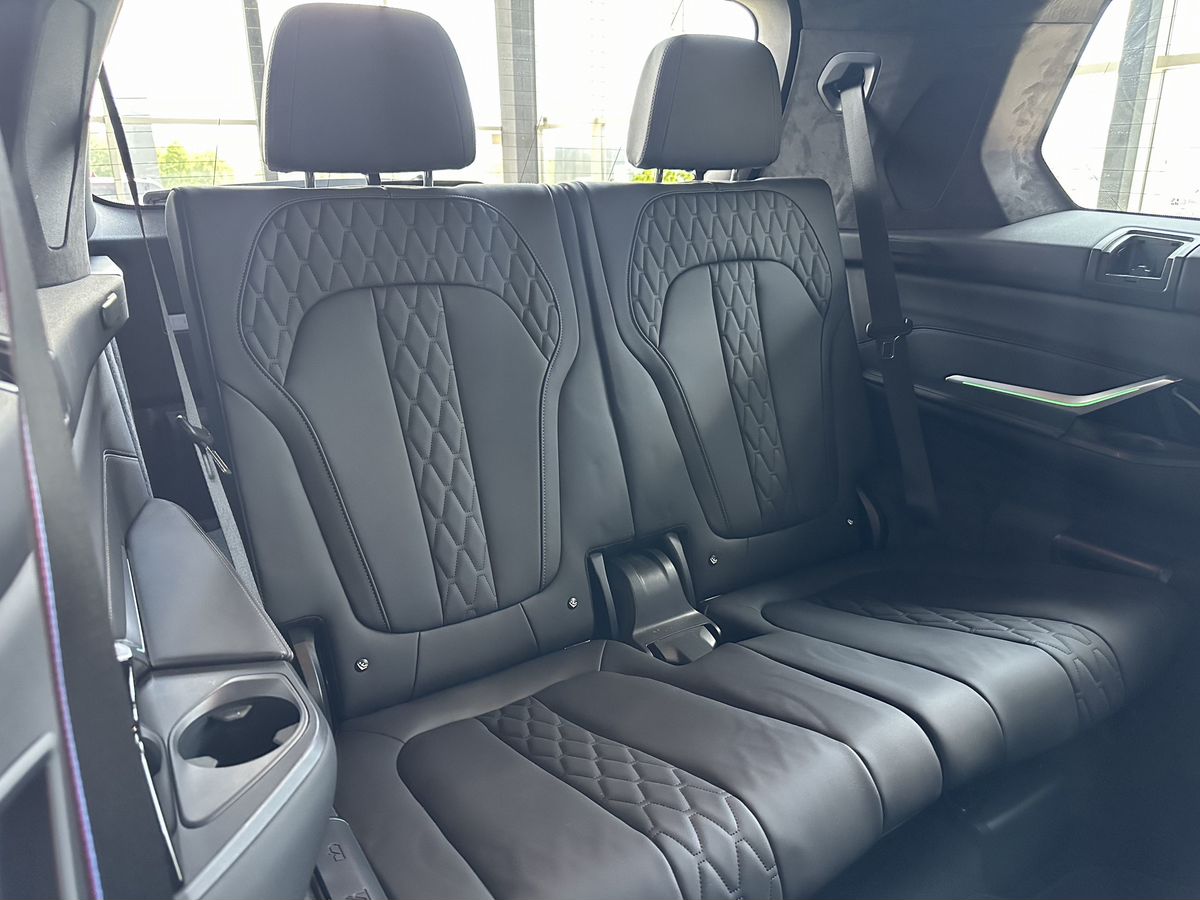 BMW X7 2024