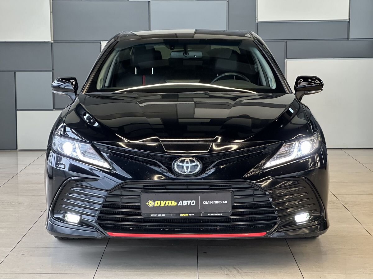 Toyota Camry 2021
