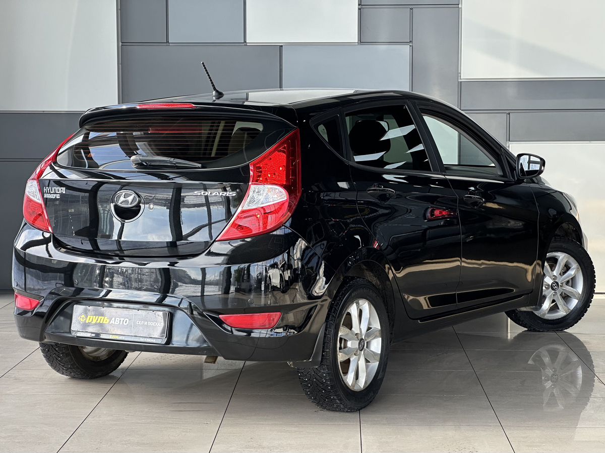 Hyundai Solaris 2012