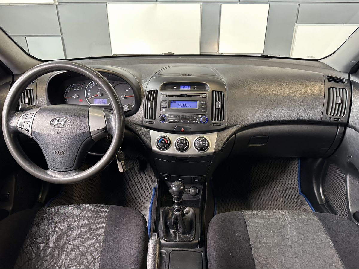 Hyundai Elantra 2010