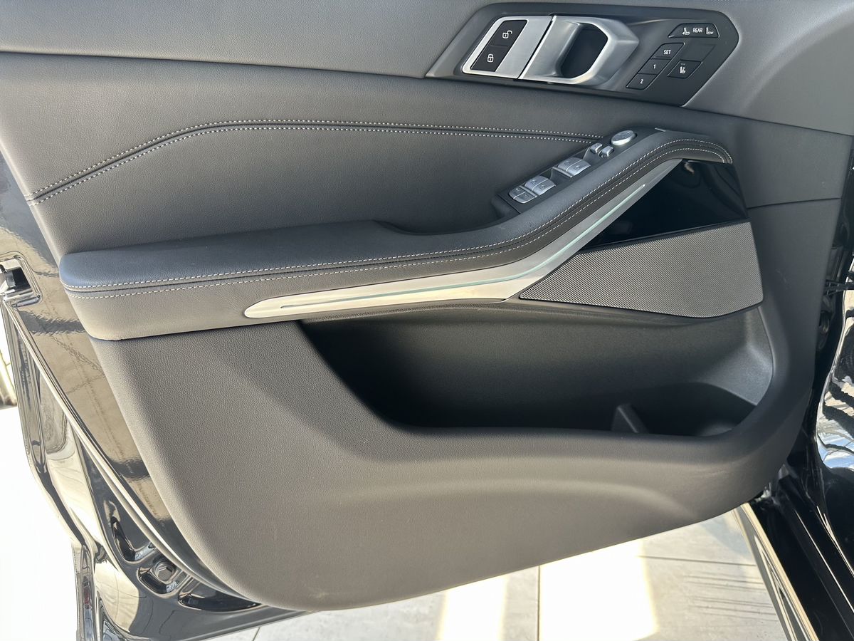 BMW X7 2024