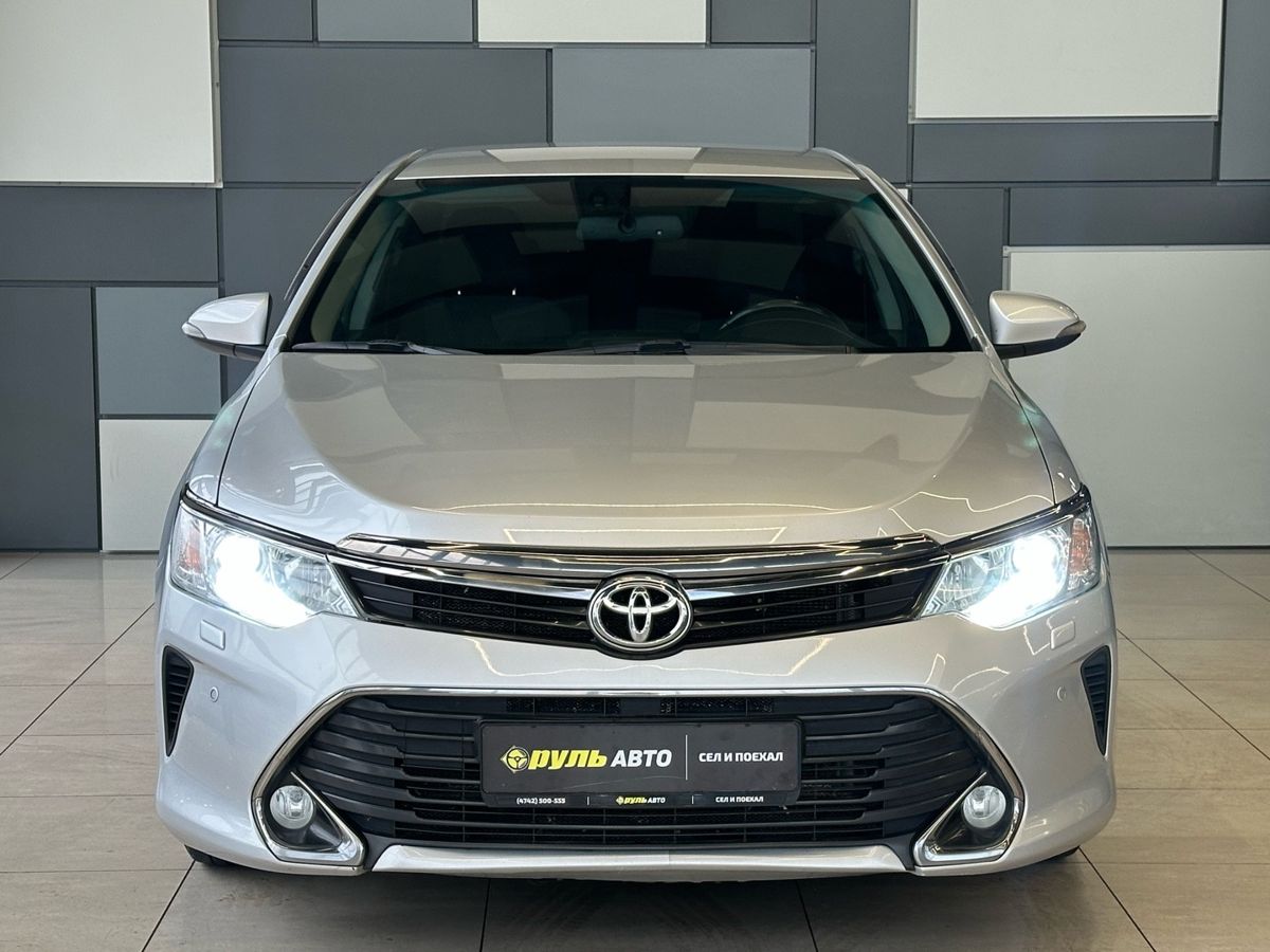 Toyota Camry 2016