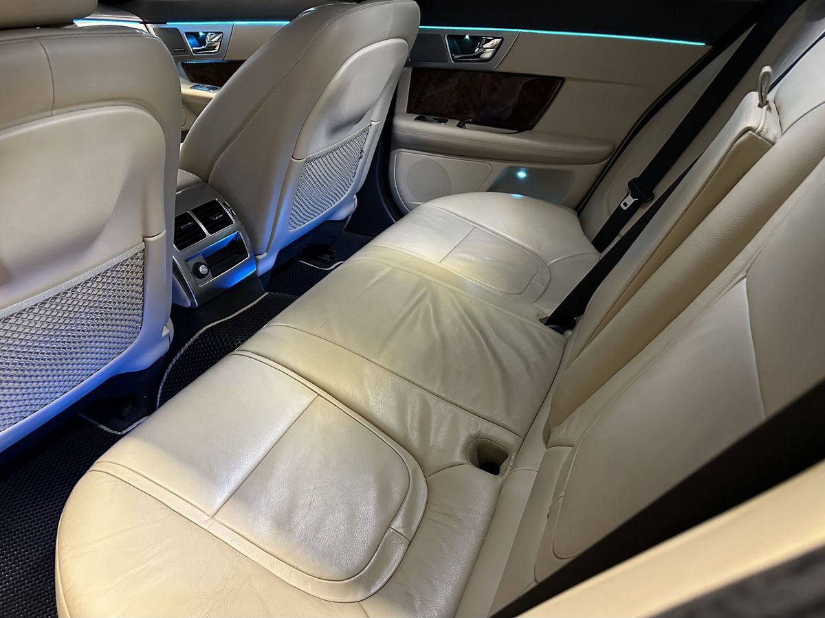 Jaguar XF 2014