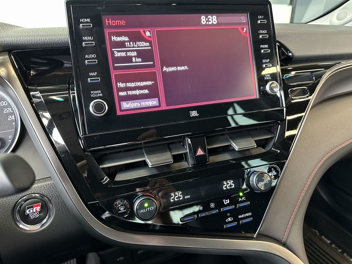Toyota Camry 2021