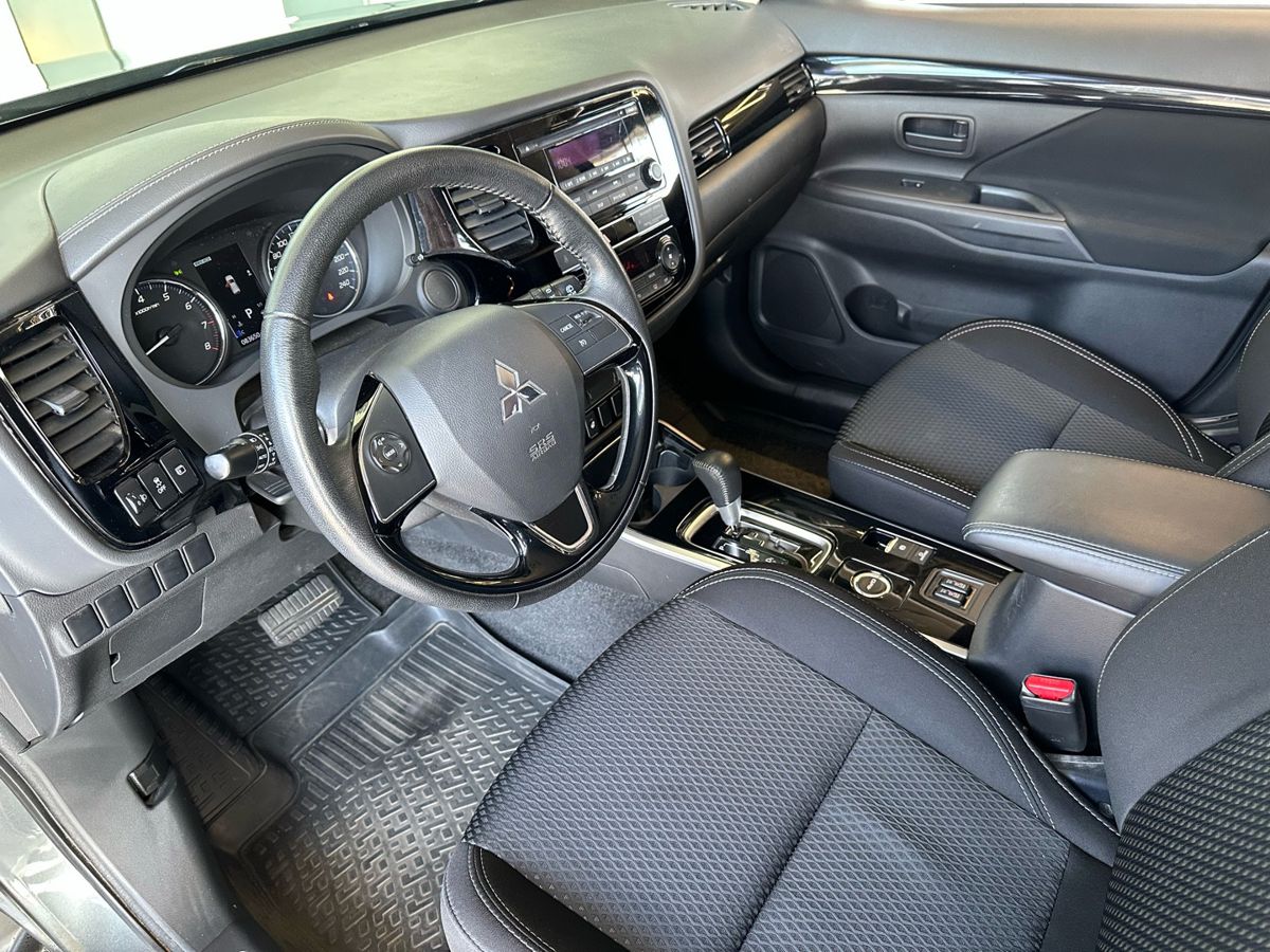 Mitsubishi Outlander 2019