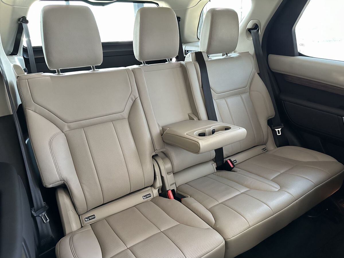 Land Rover Discovery 2019