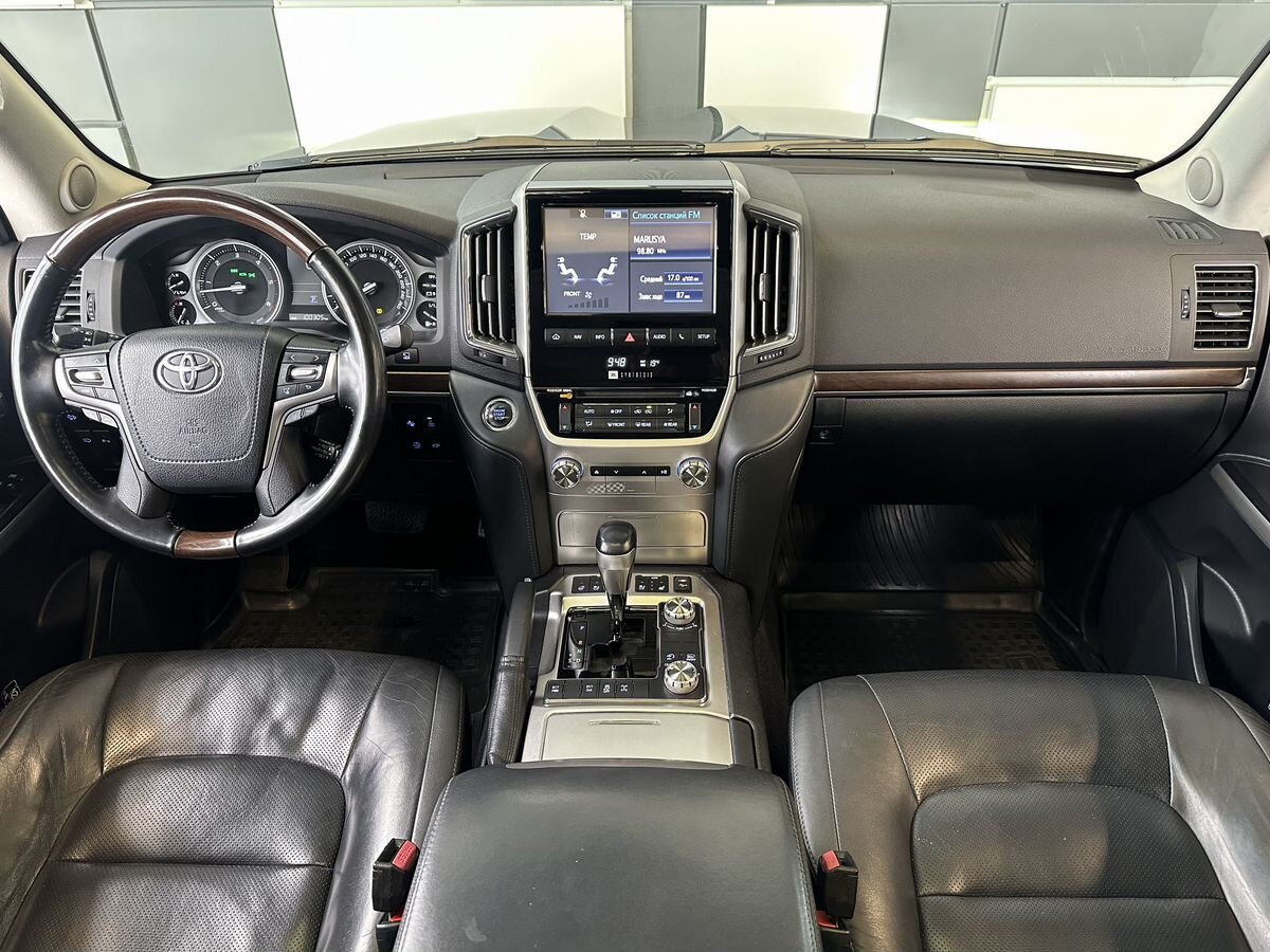 Toyota Land Cruiser 2018