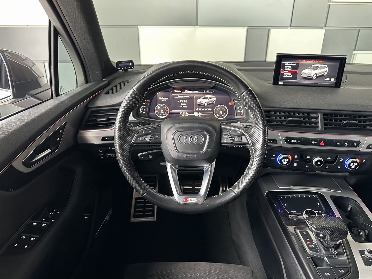 Audi Q7 2016