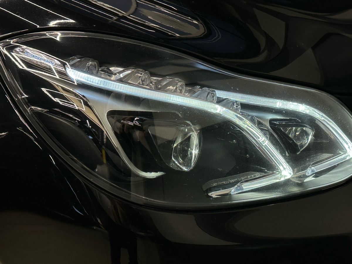 Mercedes-Benz E-Класс 2015