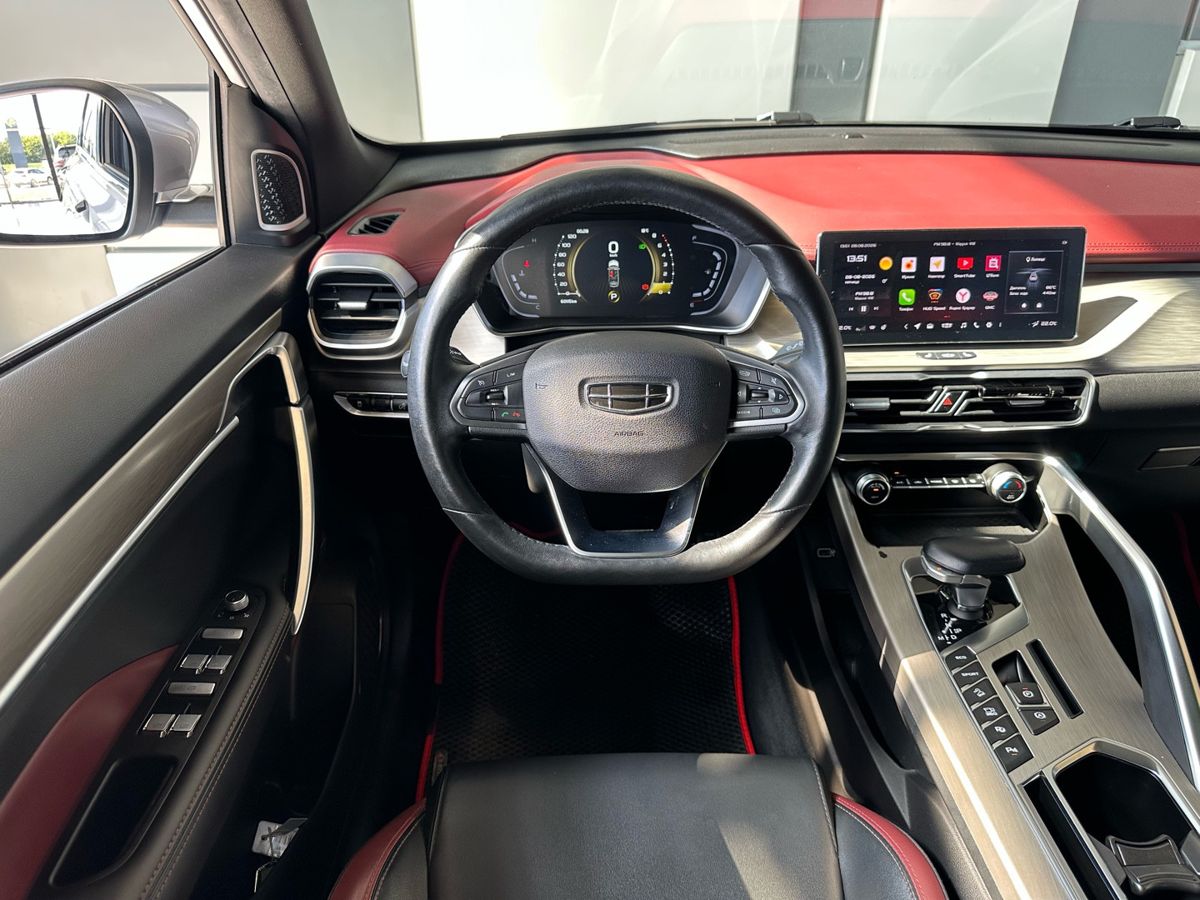 Geely Coolray 2022