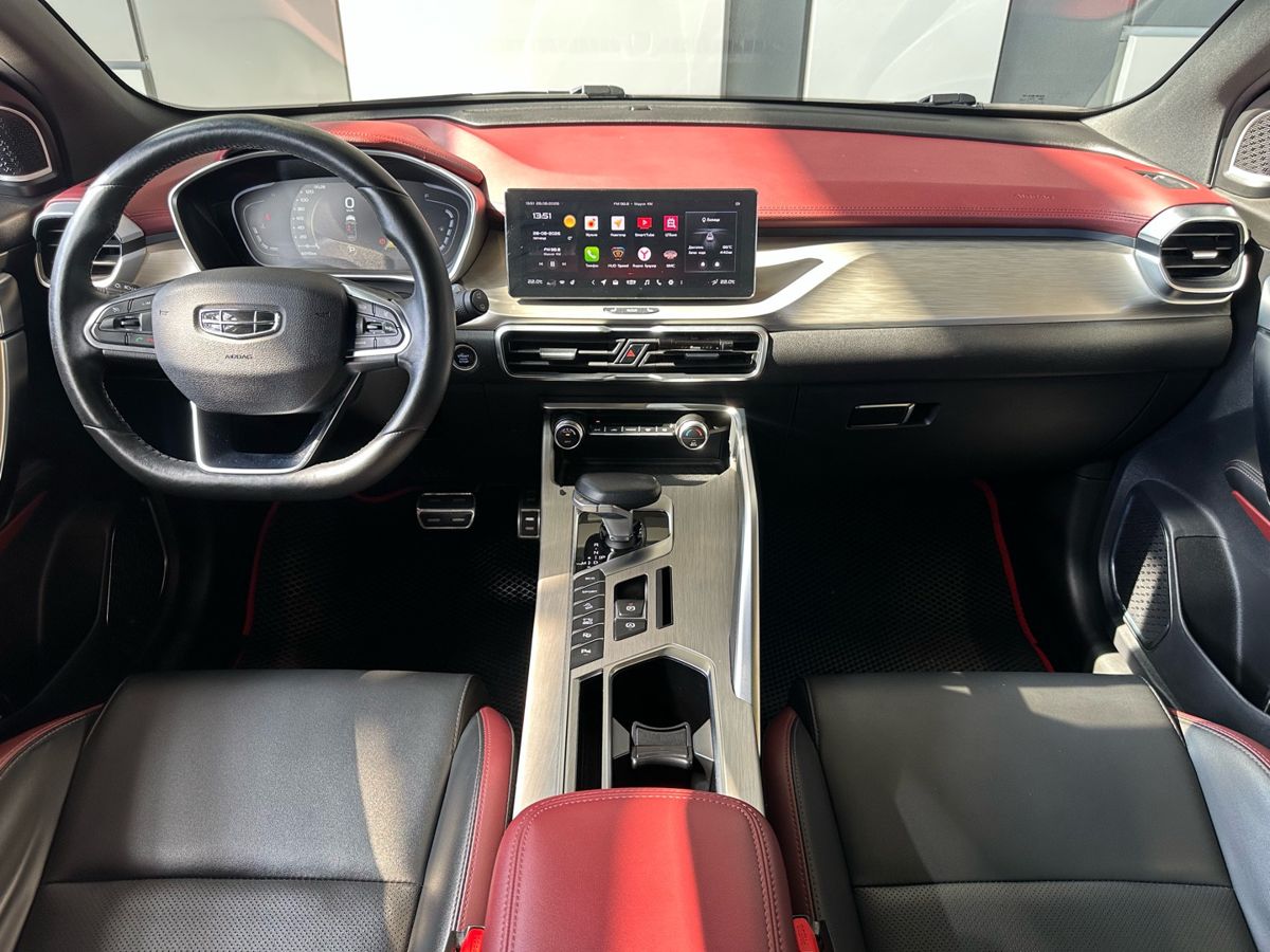 Geely Coolray 2022