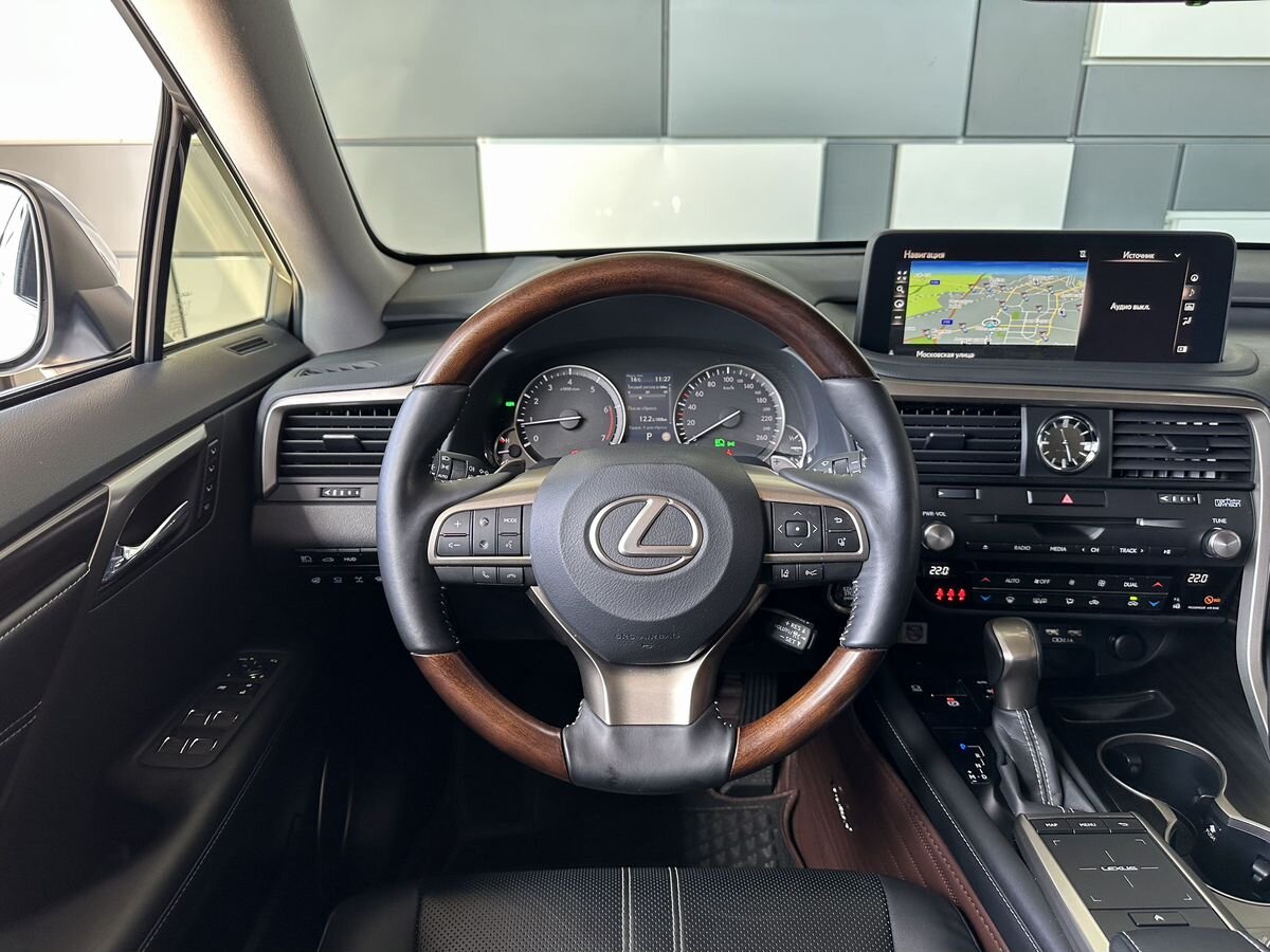 Lexus RX 2022