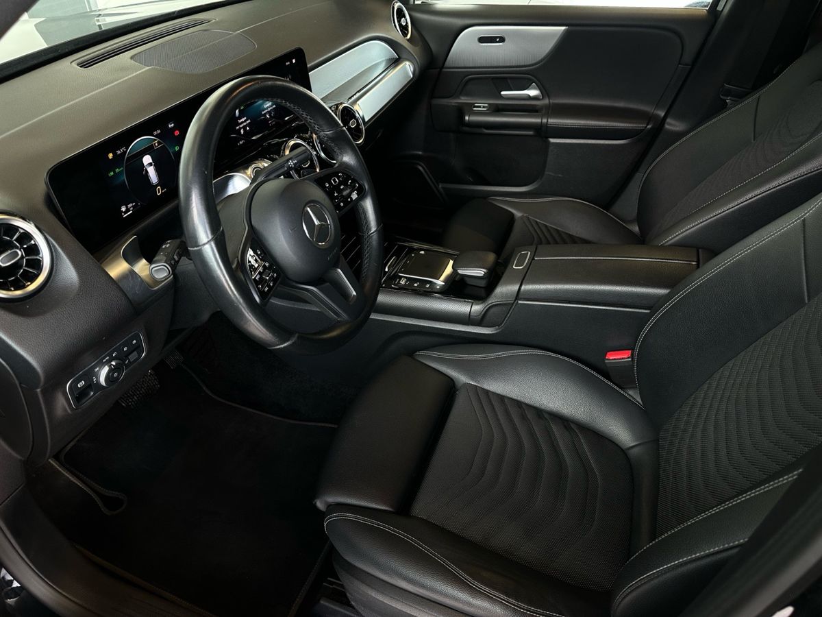 Mercedes-Benz GLB 2021