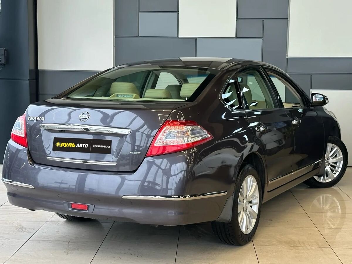 Nissan Teana 2012