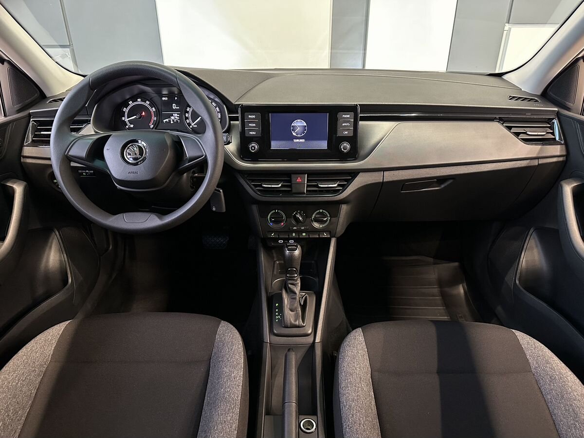 Skoda Rapid 2021