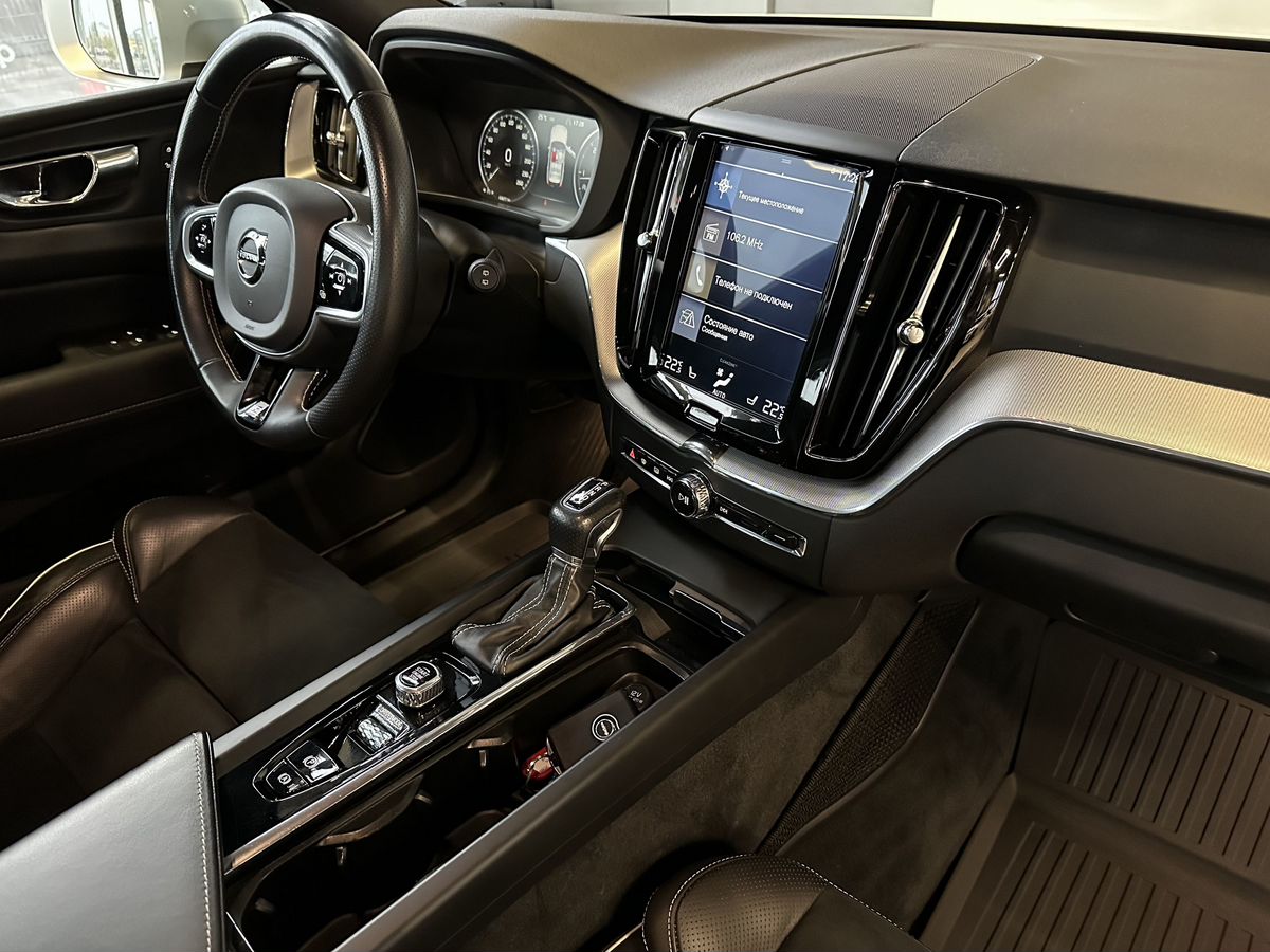 Volvo XC60 2019