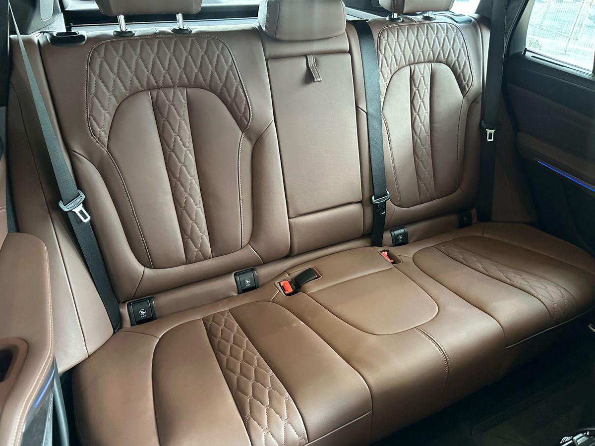 BMW X5 2021
