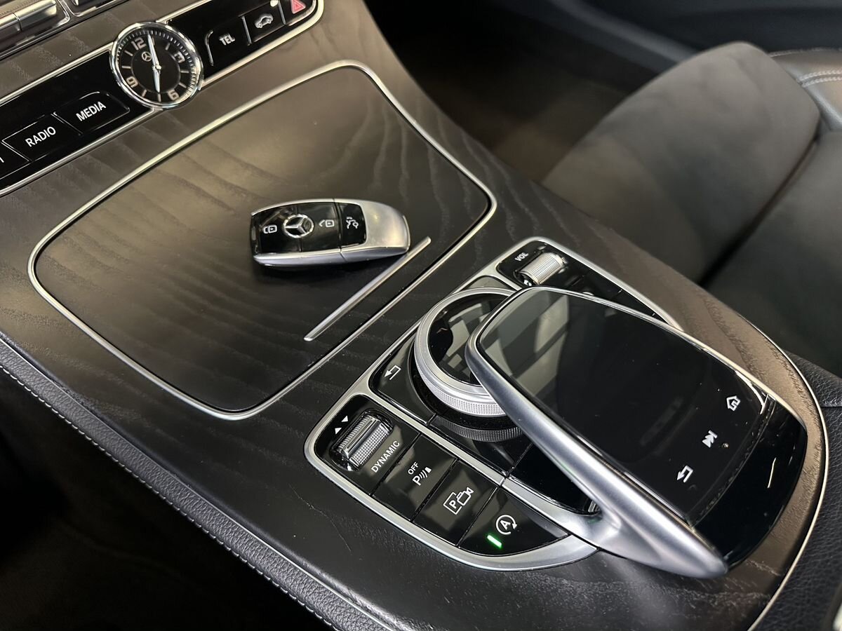 Mercedes-Benz E-Класс 2020