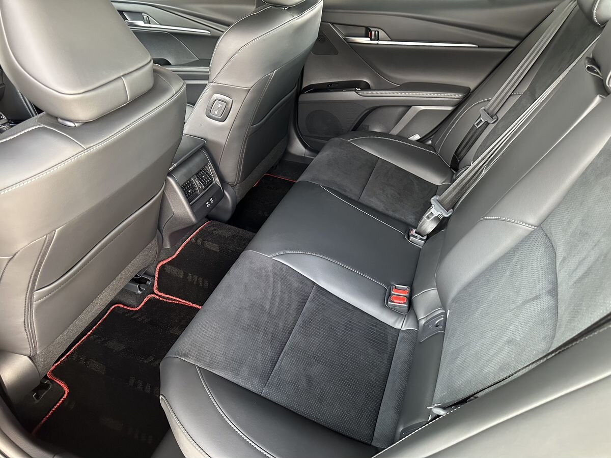 Toyota Camry 2025