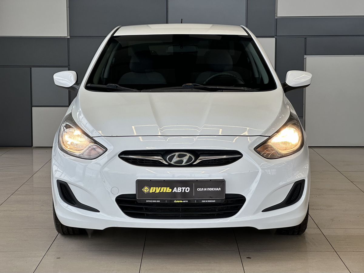 Hyundai Solaris 2013