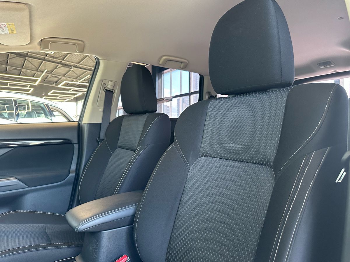 Mitsubishi Outlander 2019