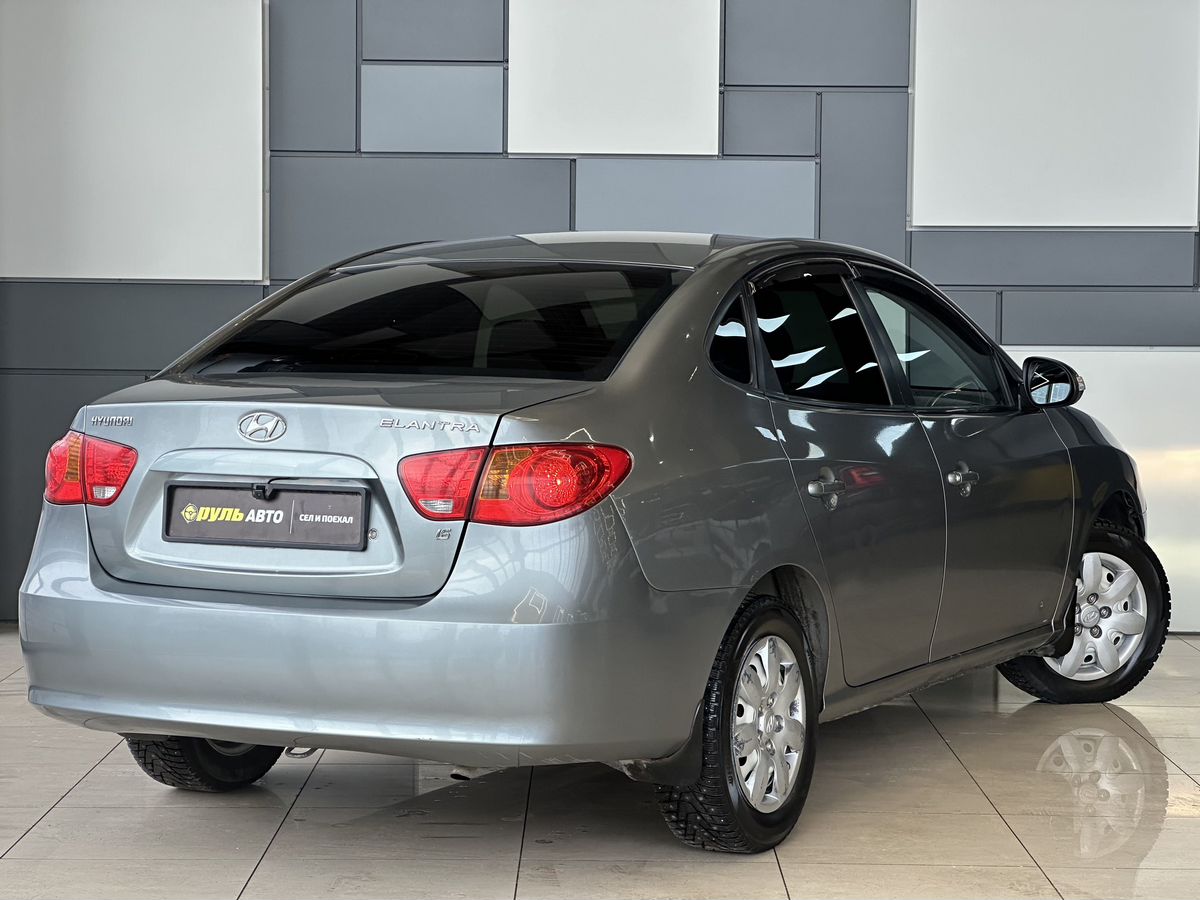 Hyundai Elantra 2010