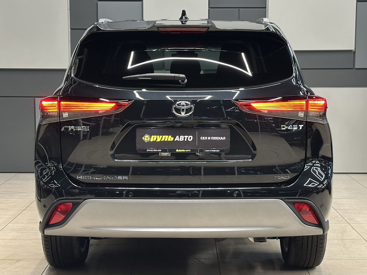 Toyota Highlander 2025