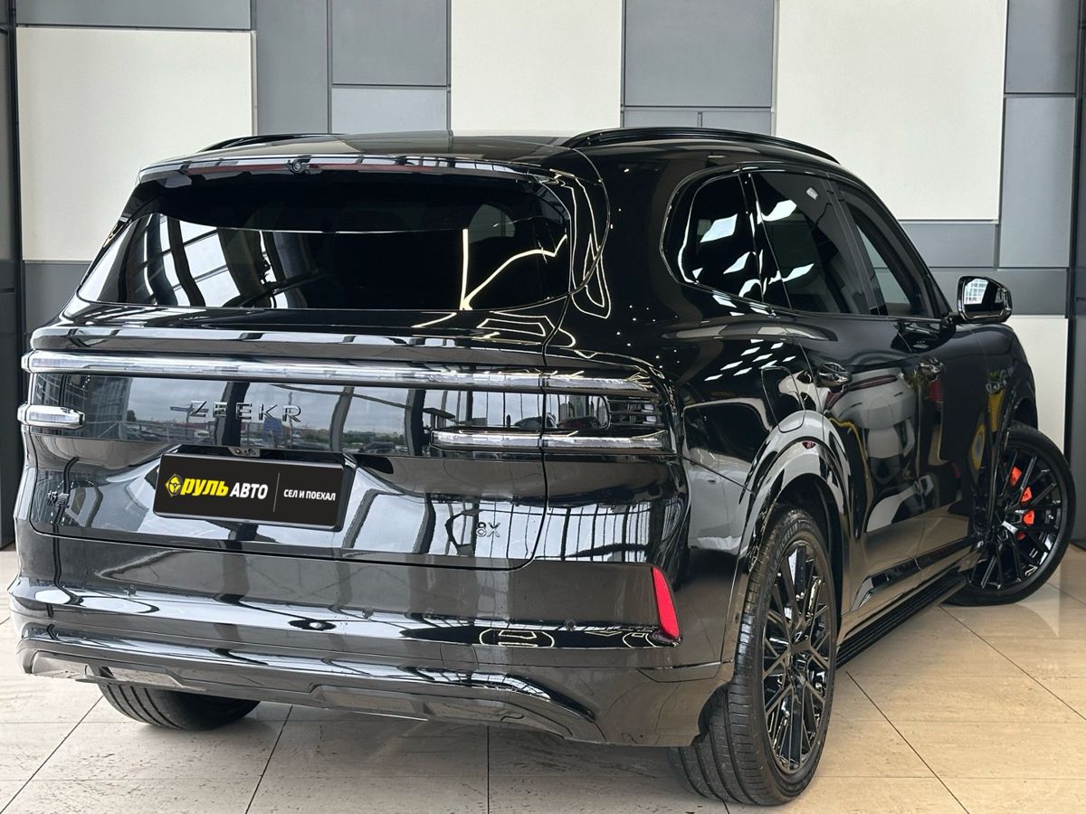 Zeekr 8X 2026