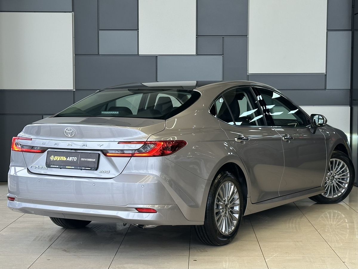 Toyota Camry 2024