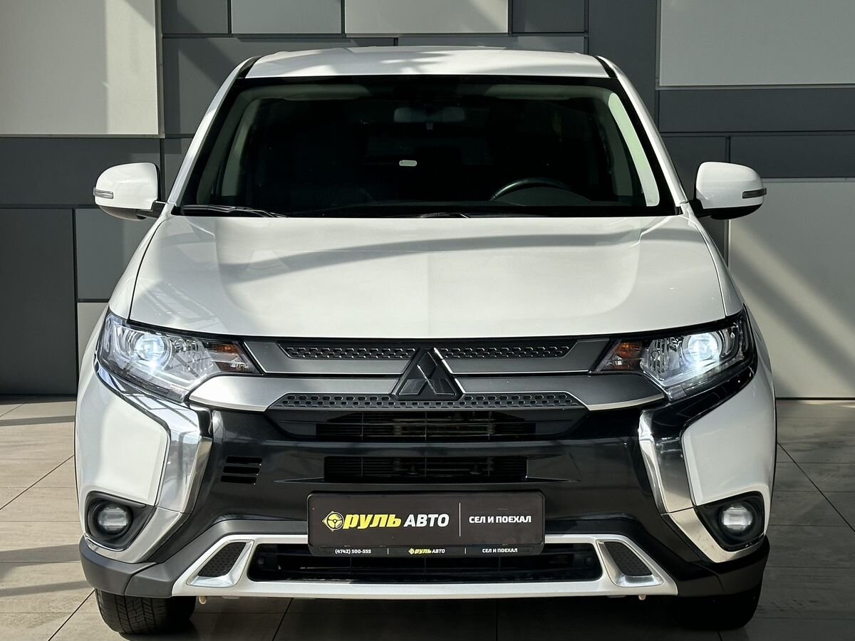 Mitsubishi Outlander 2021