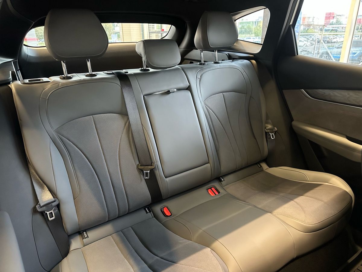 Geely Galaxy M7 2026