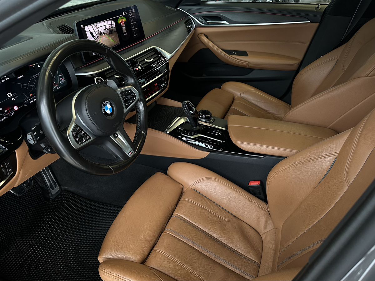 BMW 5 серии 2021