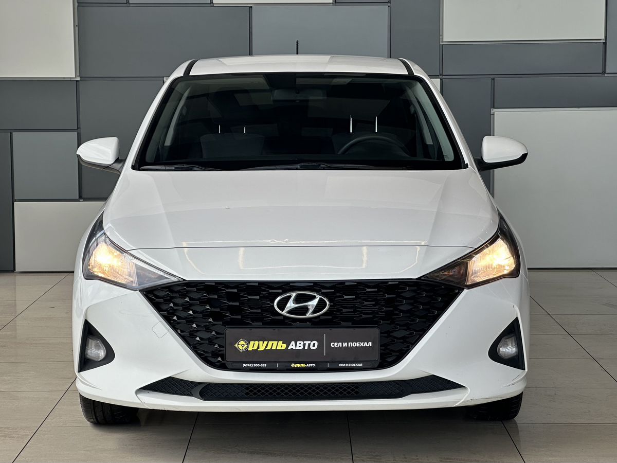 Hyundai Solaris 2021