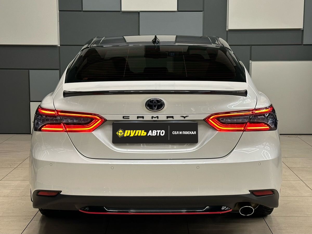 Toyota Camry 2022