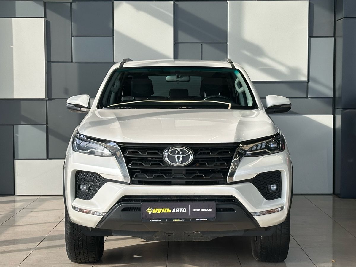 Toyota Fortuner 2021