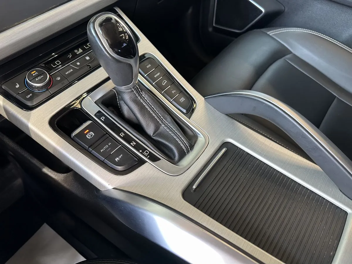 Geely Atlas 2021