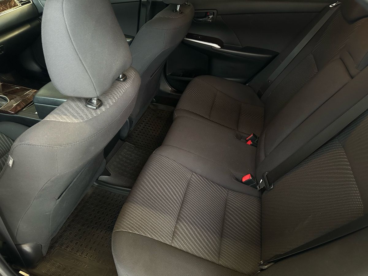 Toyota Camry 2016