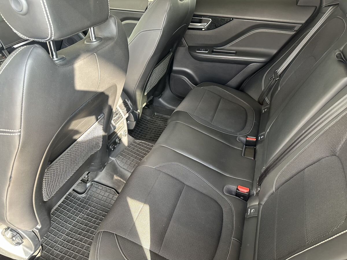 Jaguar F-Pace 2019