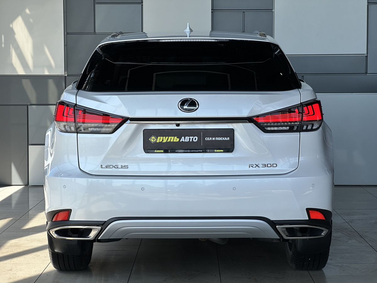 Lexus RX 2022
