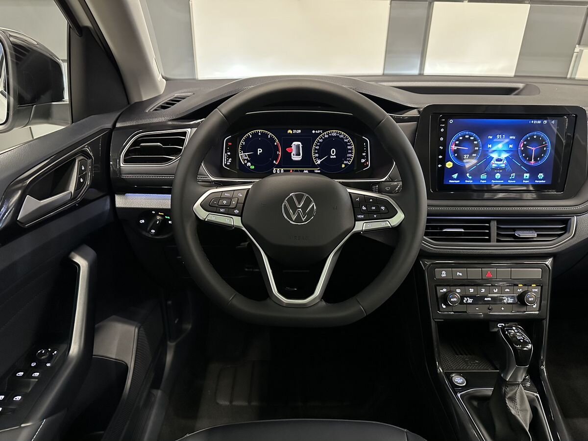 Volkswagen Tharu XR 2025